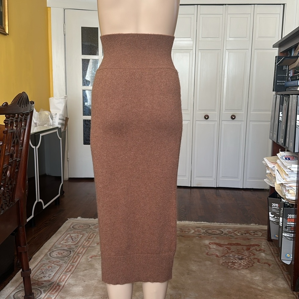 The Reset Perfect Pencil Knit Midi Skirt in Cedar Brown Size S - Picture 5 of 15